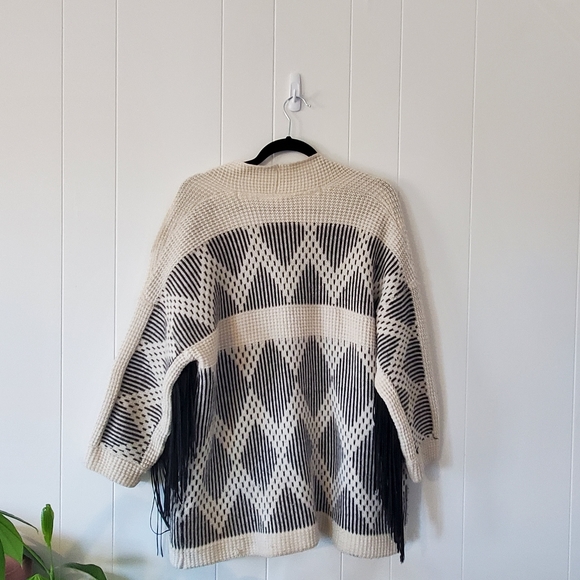 Black and White Oversized Cardigan with Fringe - Picture 1 of 3